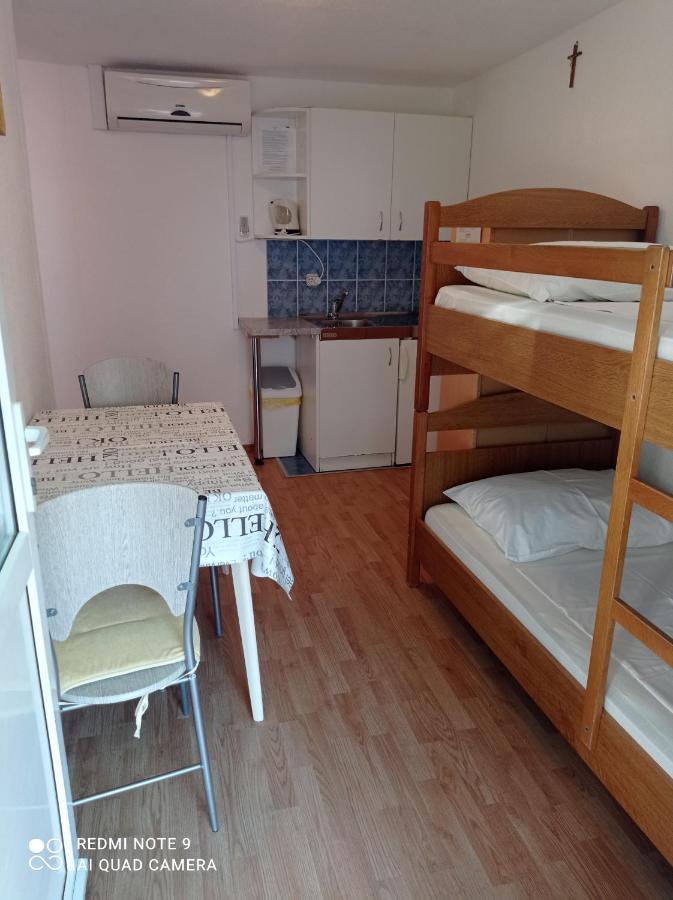 Apartments Mihovil Omiš Dış mekan fotoğraf