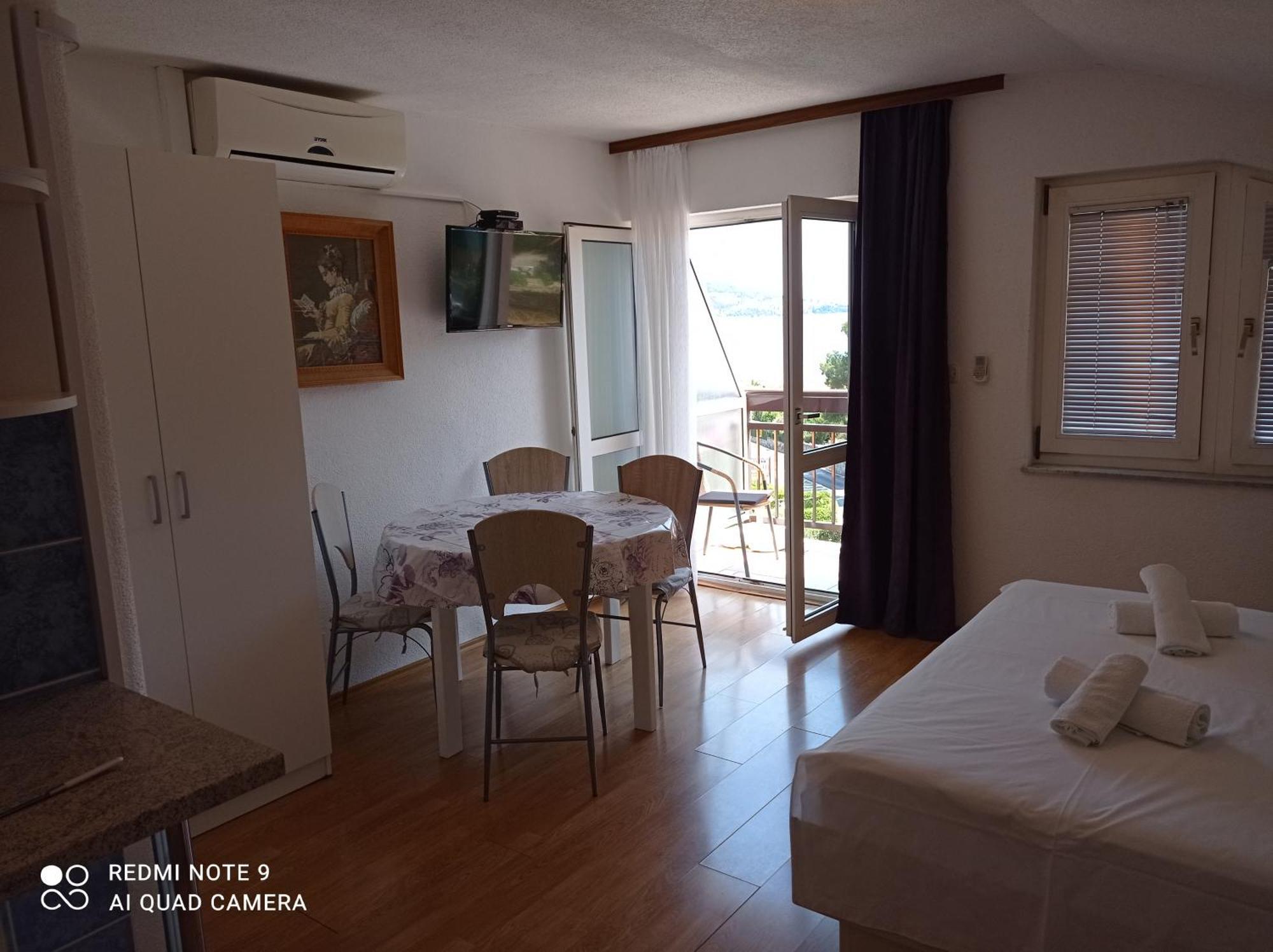 Apartments Mihovil Omiš Oda fotoğraf